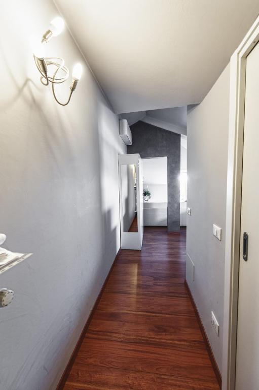 Cute & Cozy Terrace Apartment Bergamo Room photo