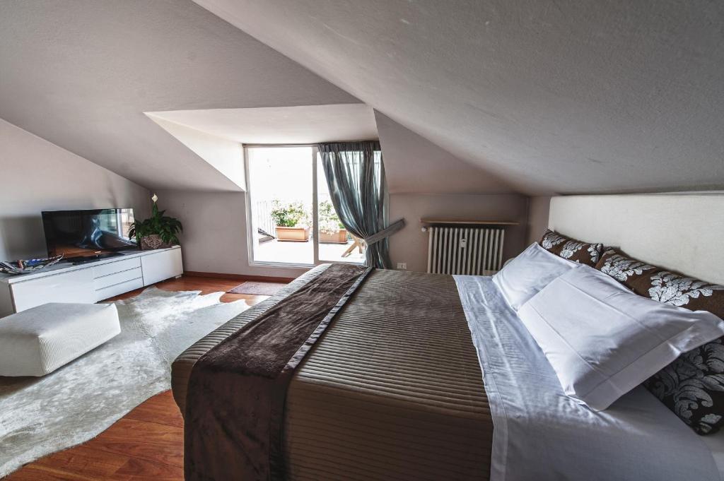 Cute & Cozy Terrace Apartment Bergamo Room photo