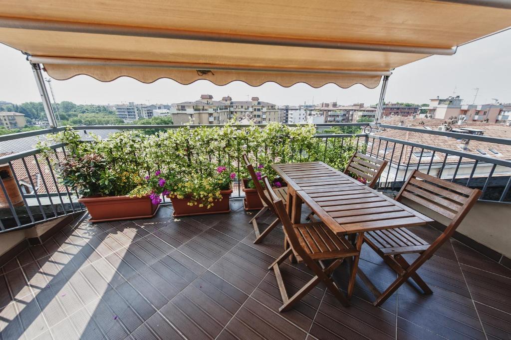 Cute & Cozy Terrace Apartment Bergamo Room photo